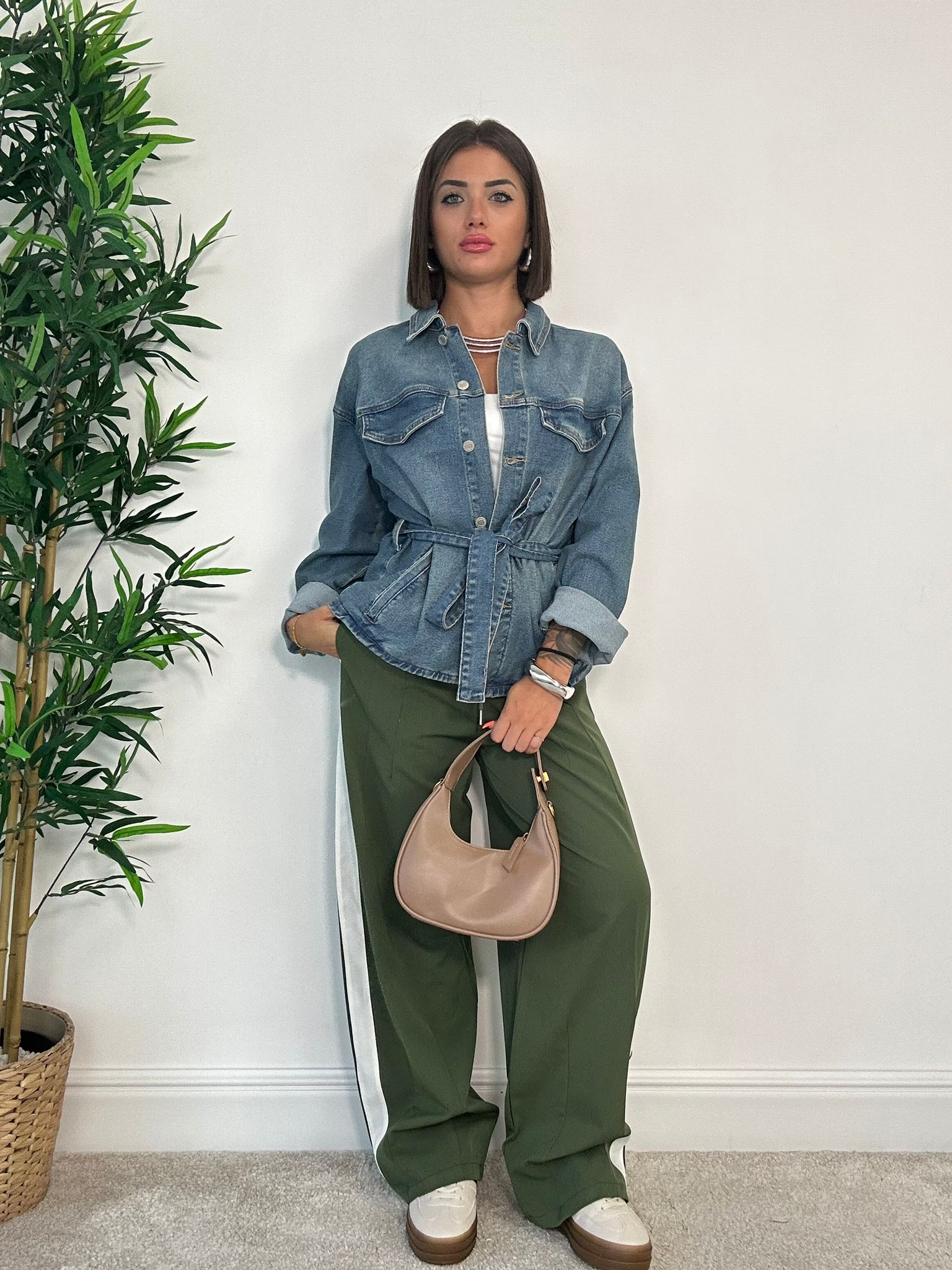 Pantalone con laccetti 66618 - Verde e Bianco