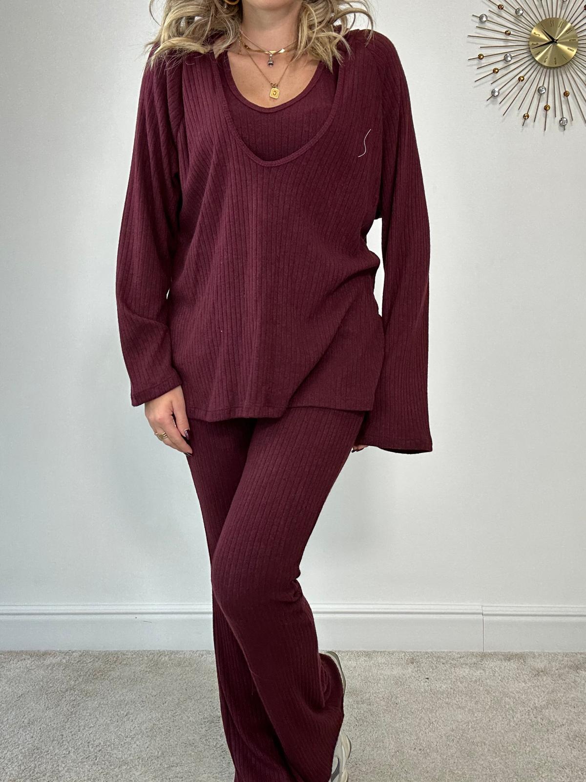 Coordinato ( Pantalone + top + maglia ) Bordeaux